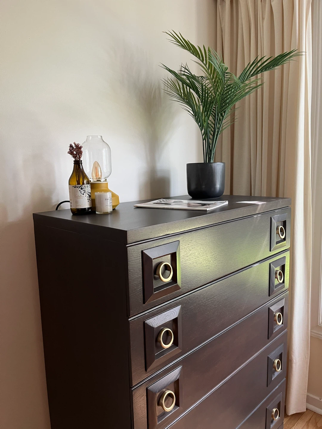 Gibbard Dark Wood 5-Drawer Dresser - photo 3