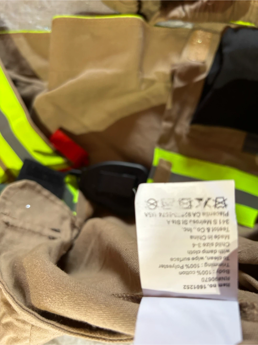 Child's Firefighter Costume Size 3-4 - photo 3