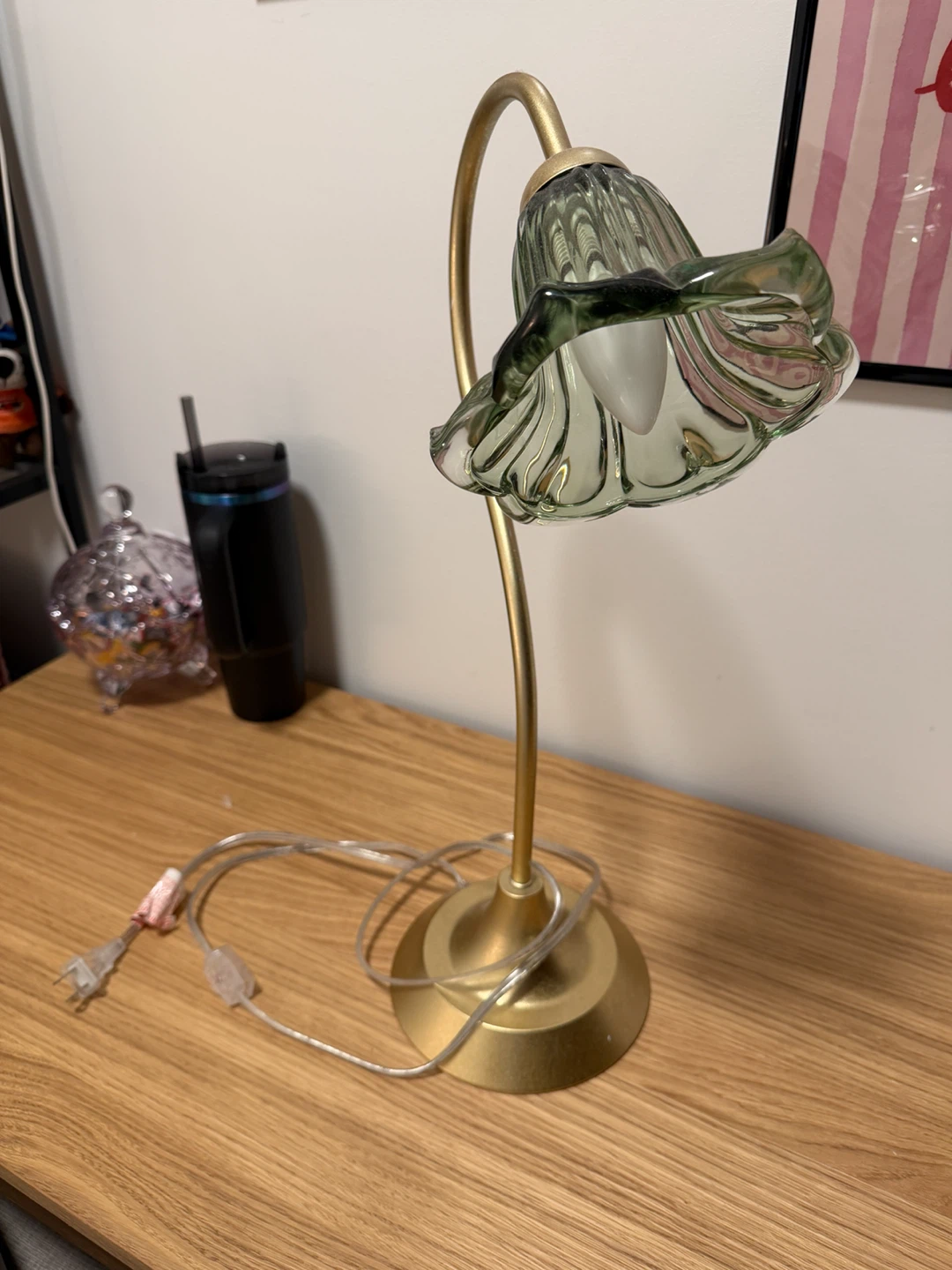 Gold and green glass floral table lamp - photo 3