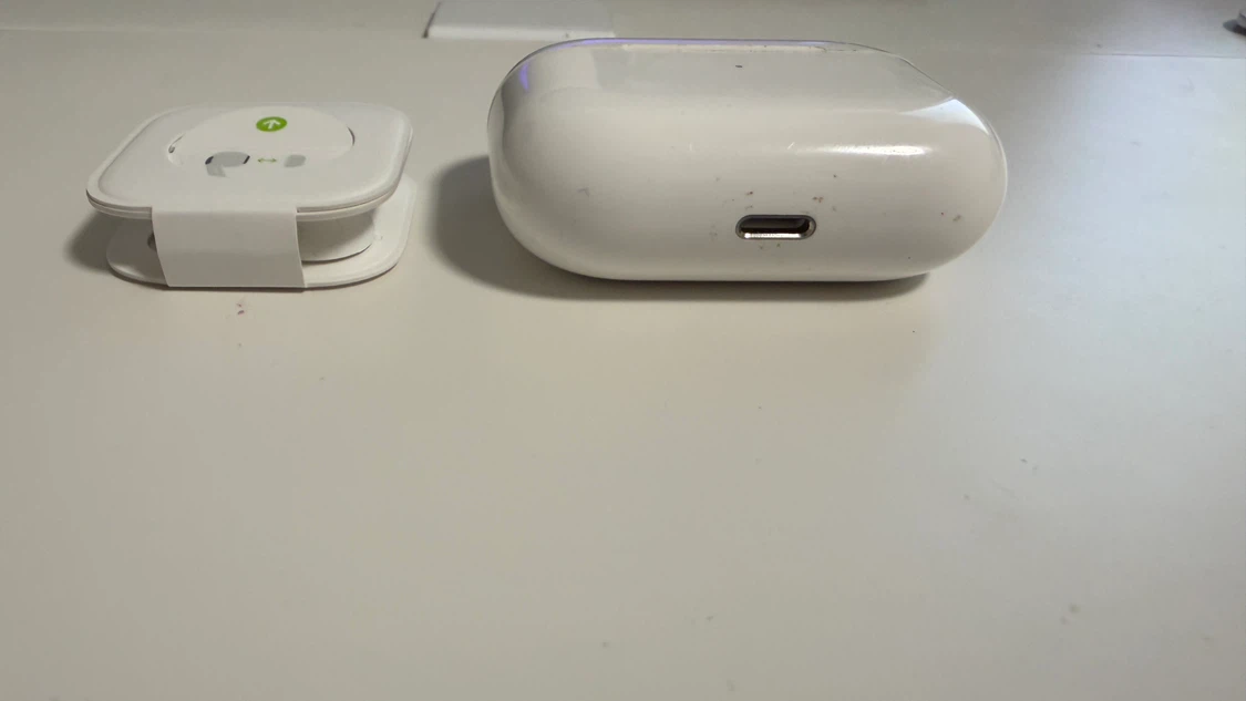 AirPods Pro with MagSafe Charging Case (1st Generation) - photo 3