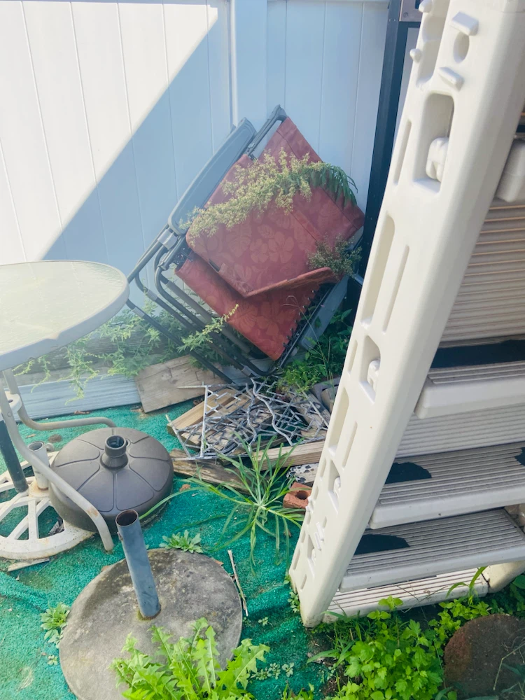 Red Foldable Patio Chairs