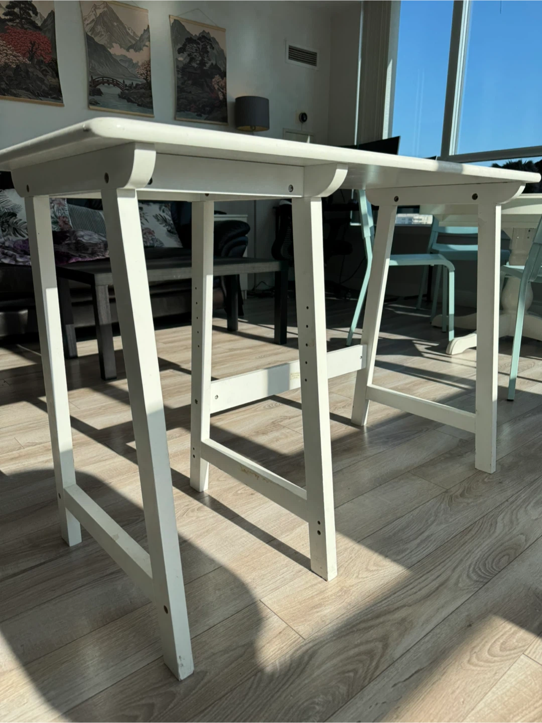 White Desk/Table - photo 3