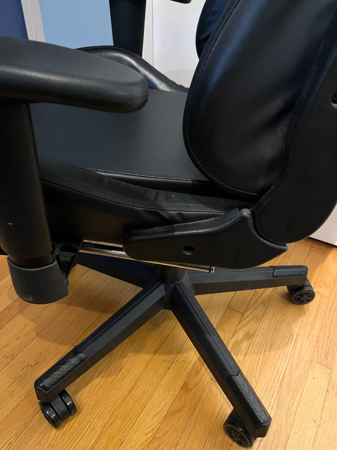 Gaming Chair - photo 5