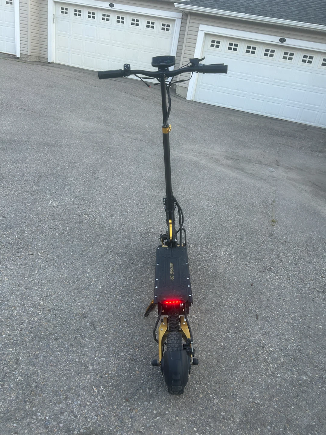 IENYRID ES1 Electric Scooter - photo 2