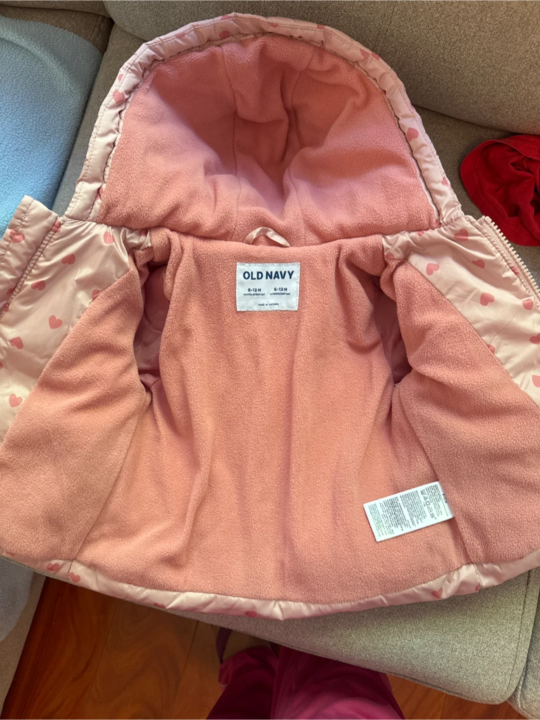 Old Navy Baby Puffer Jacket 6-12M - photo 2