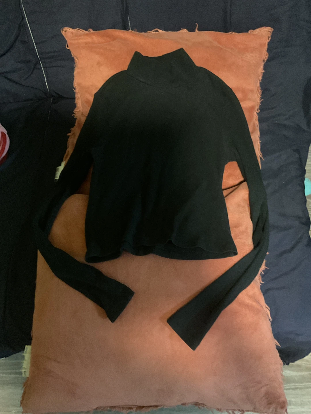 American Eagle Black Mock Neck Top - photo 2