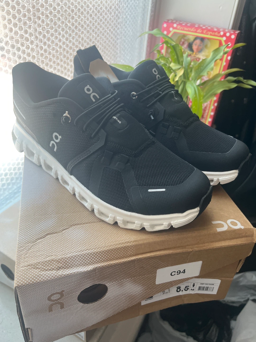 On Running Cloud 6 Shoes Black White - photo 2