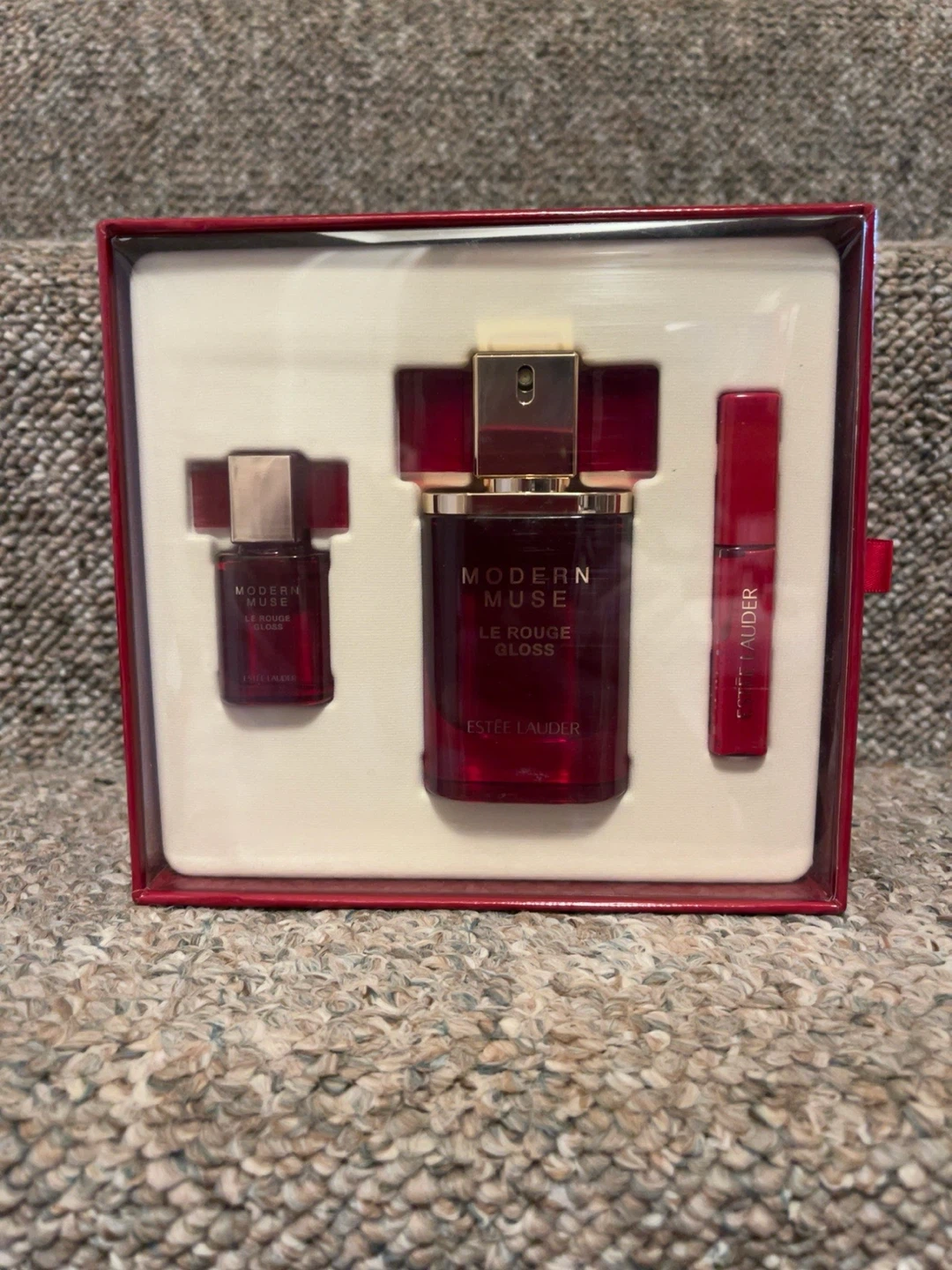 Estée Lauder Modern Muse Le Rouge Gloss Gift Set – New Sealed