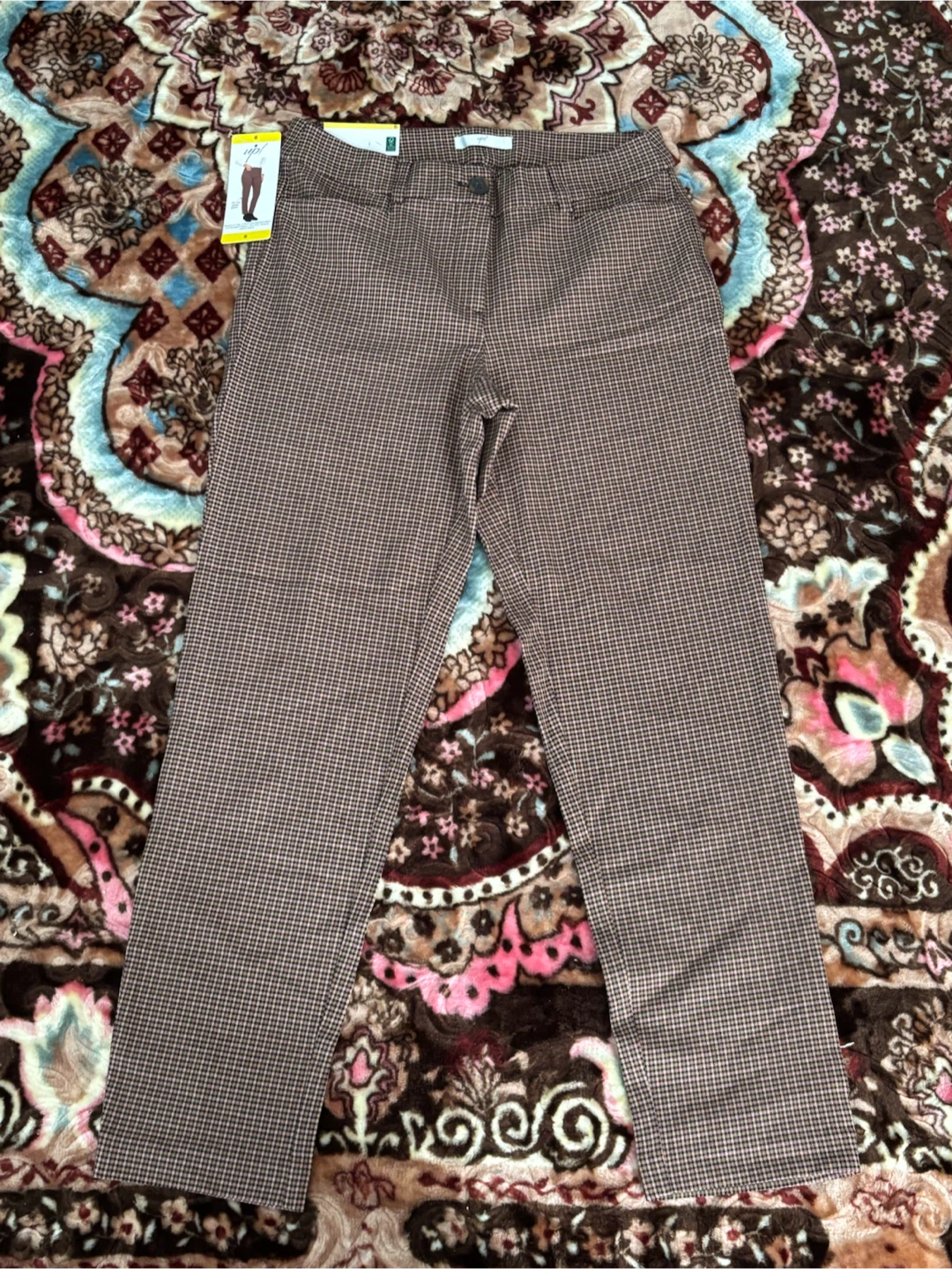 Up! Slim Leg Pants Size 6