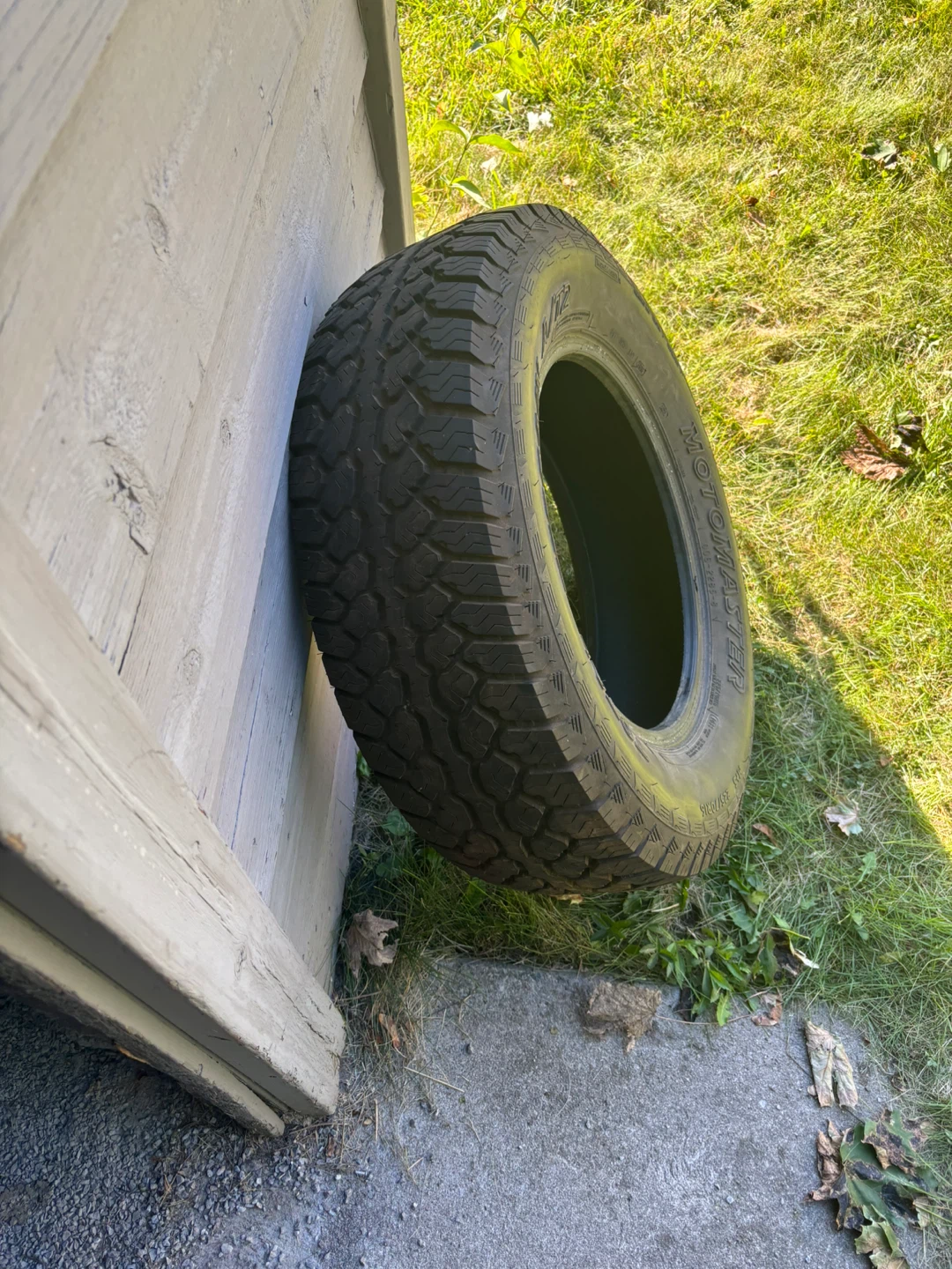Motomaster Total Terrain A/T2 Tire 225/70R16 - photo 3