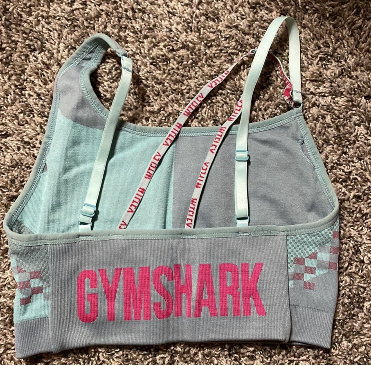 Gymshark SET Seamless Sports Bra and Shorts Set - photo 2