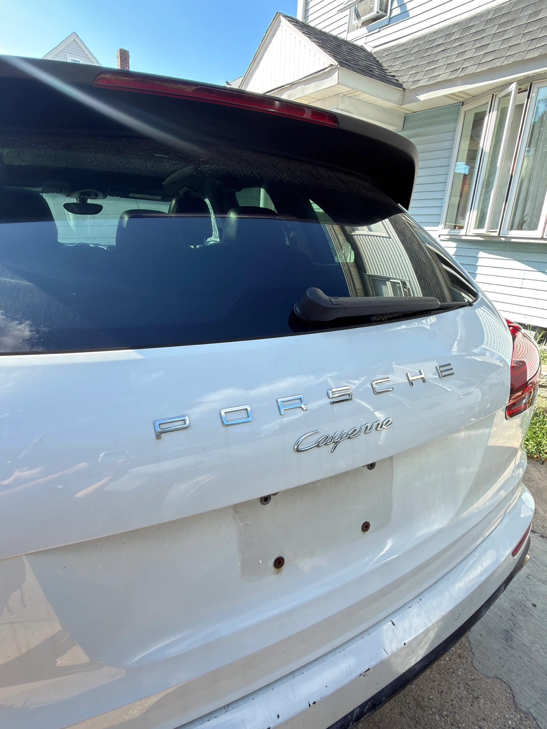 White Porsche Cayenne - photo 4