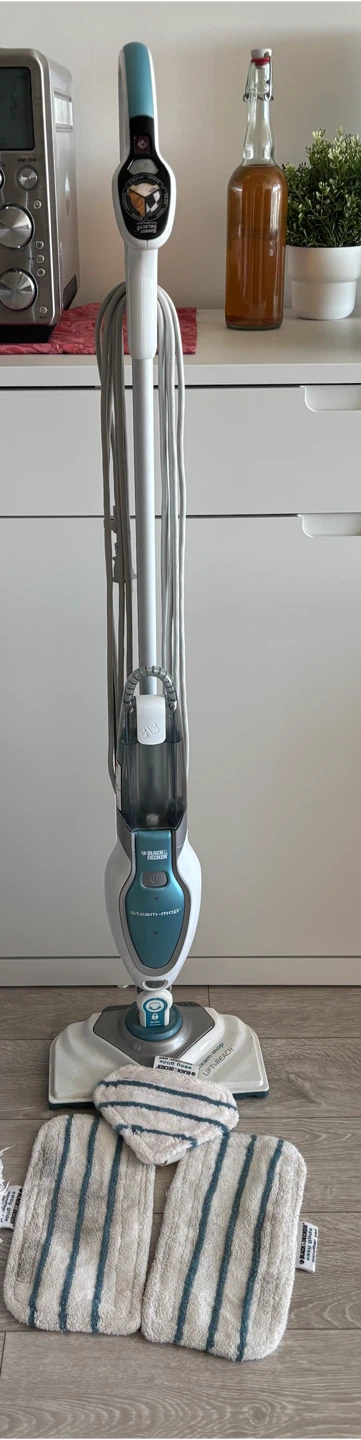 Black & Decker Steam-Mop with Pads - photo 4