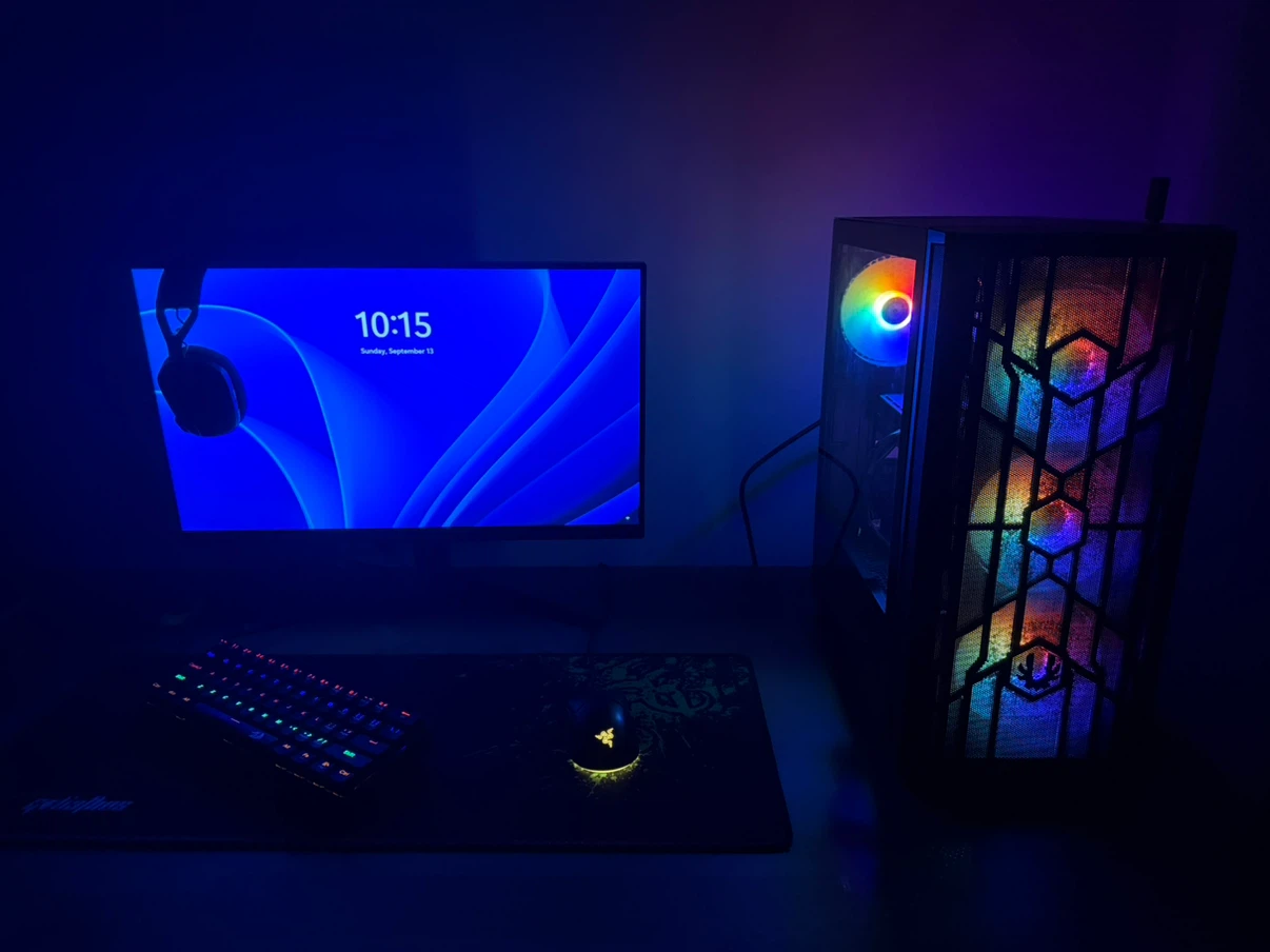 Full Gaming Setup - PC: RTX 4060 - Ryzen 5 5600