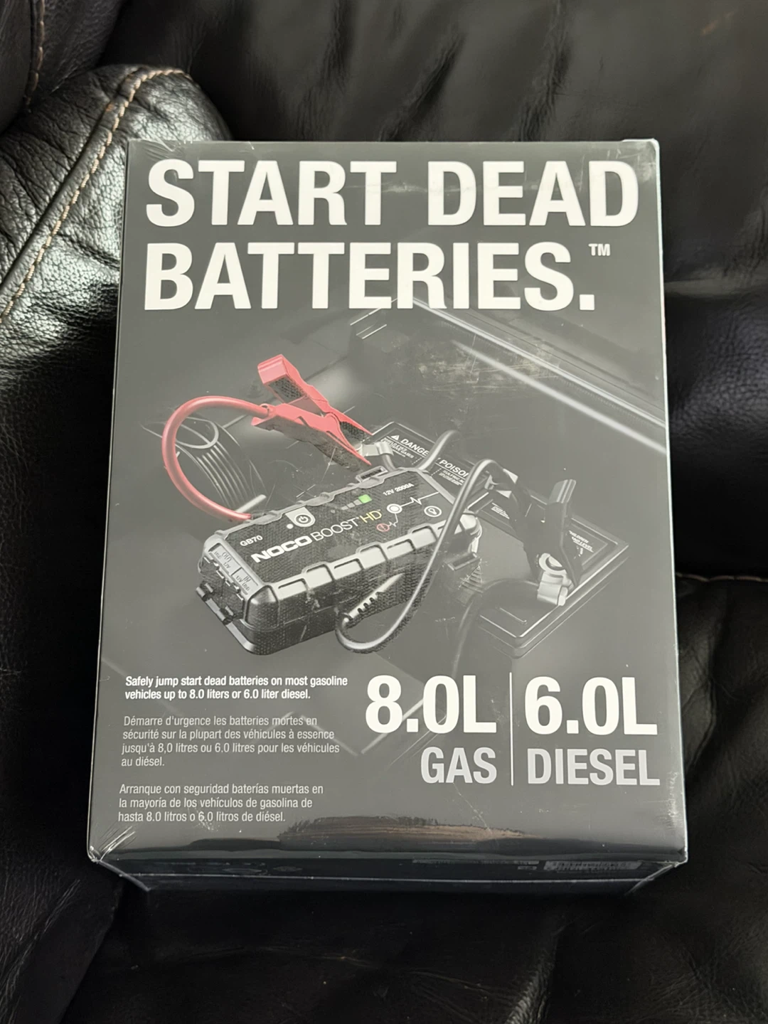 NOCO Boost HD GB70 2000A Jump Starter - photo 4