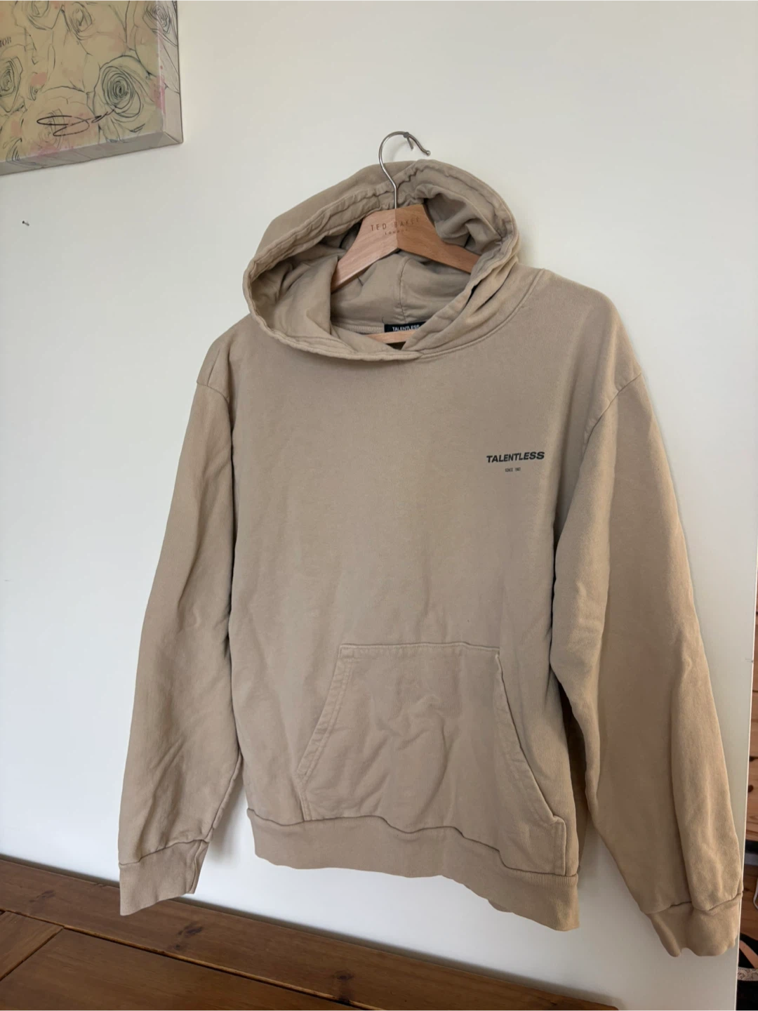 Talentless Hoodie - Beige