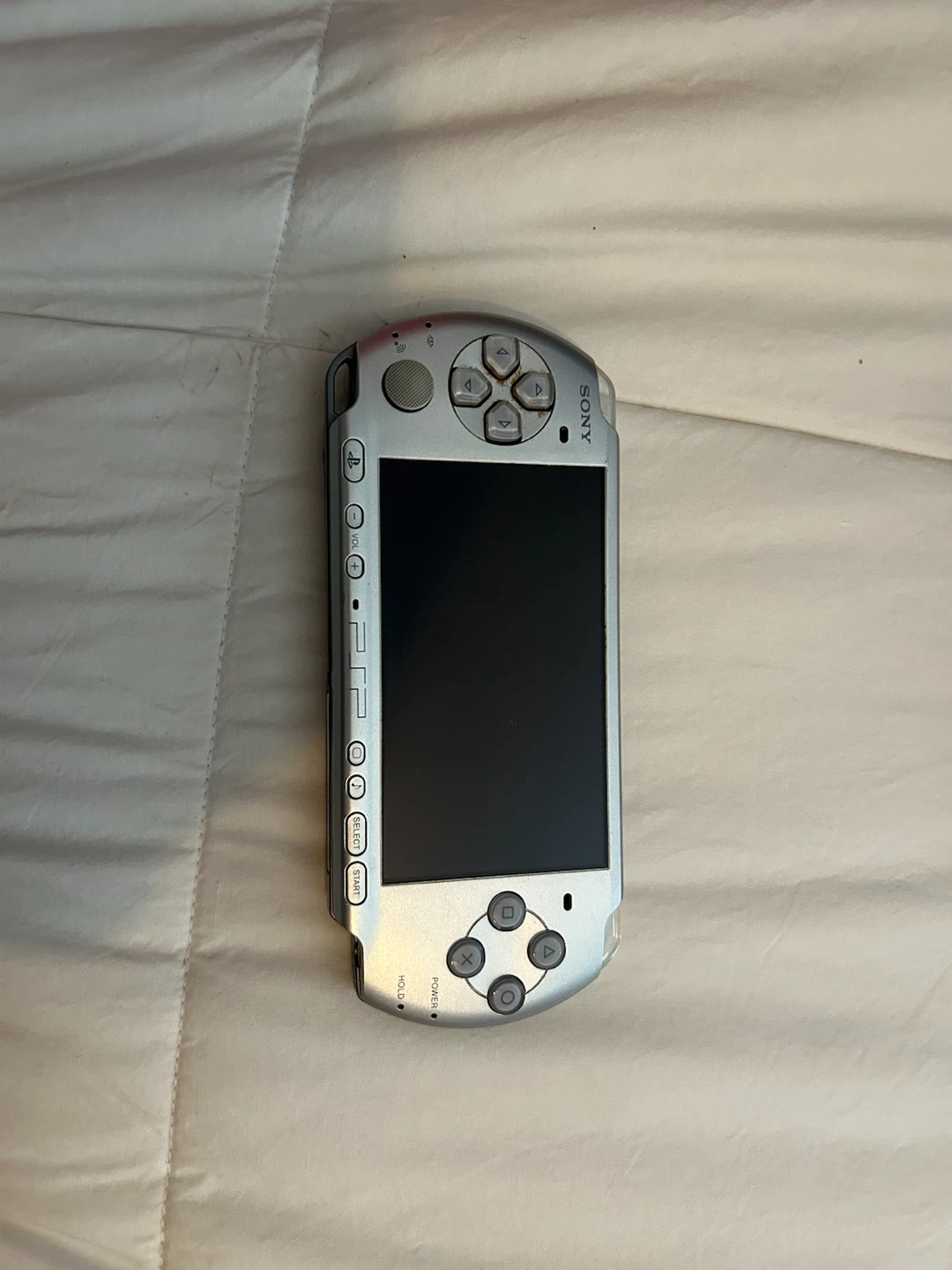 Sony PSP-3001 Silver with UMD Game Case