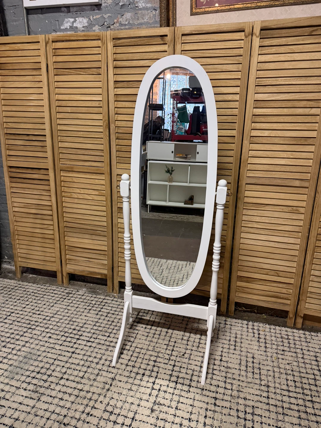 White Oval Floor Mirror - photo 2