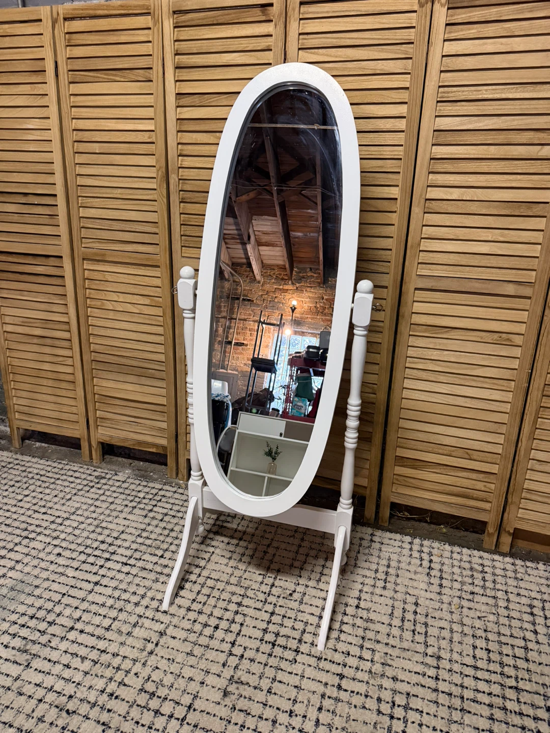 White Oval Floor Mirror - photo 3