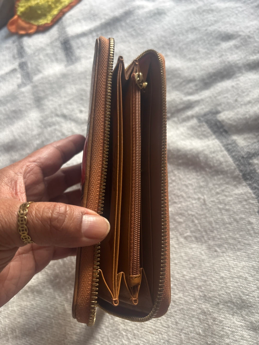 MCM Continental Zip-Around Wallet - photo 3