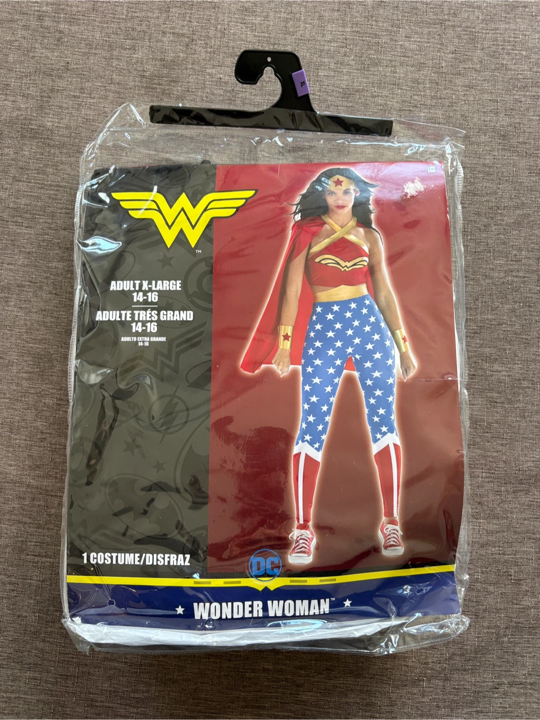 Women's XL Wonder Woman Halloween Costume NWT