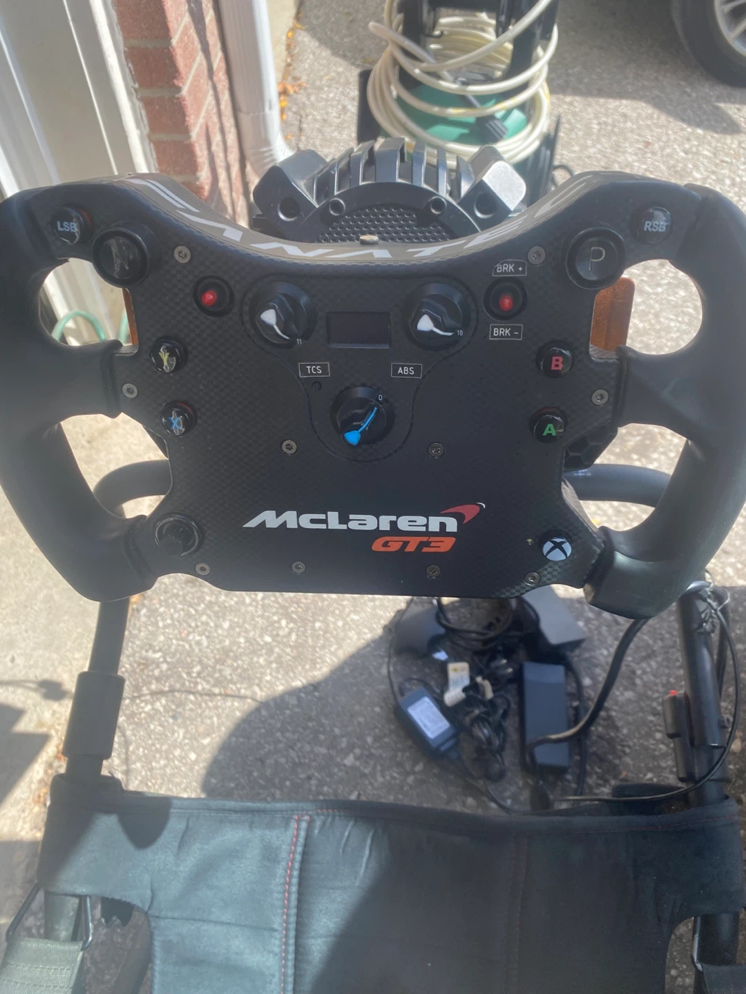Fanatec McLaren GT3 Wheel and Playseat Challenge - photo 3