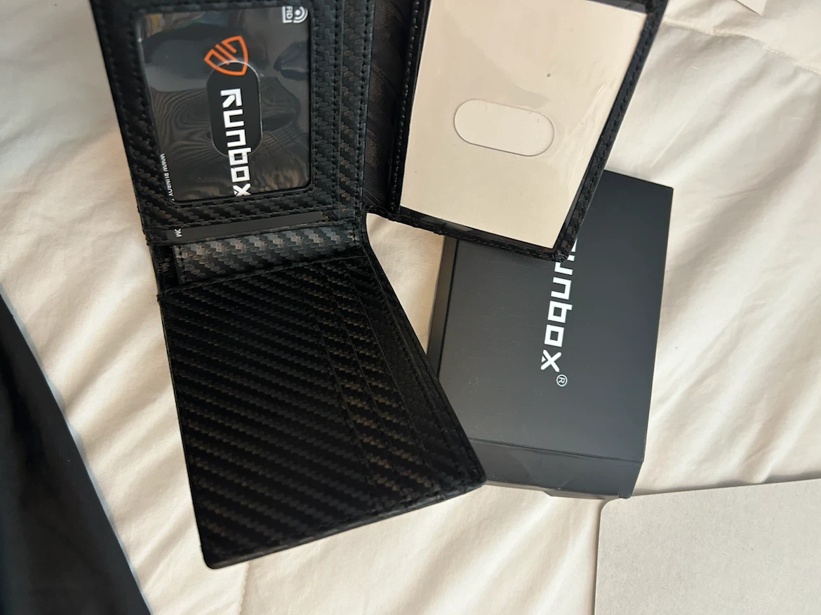 RUNBOX Slim Carbon Fiber Wallet - photo 2