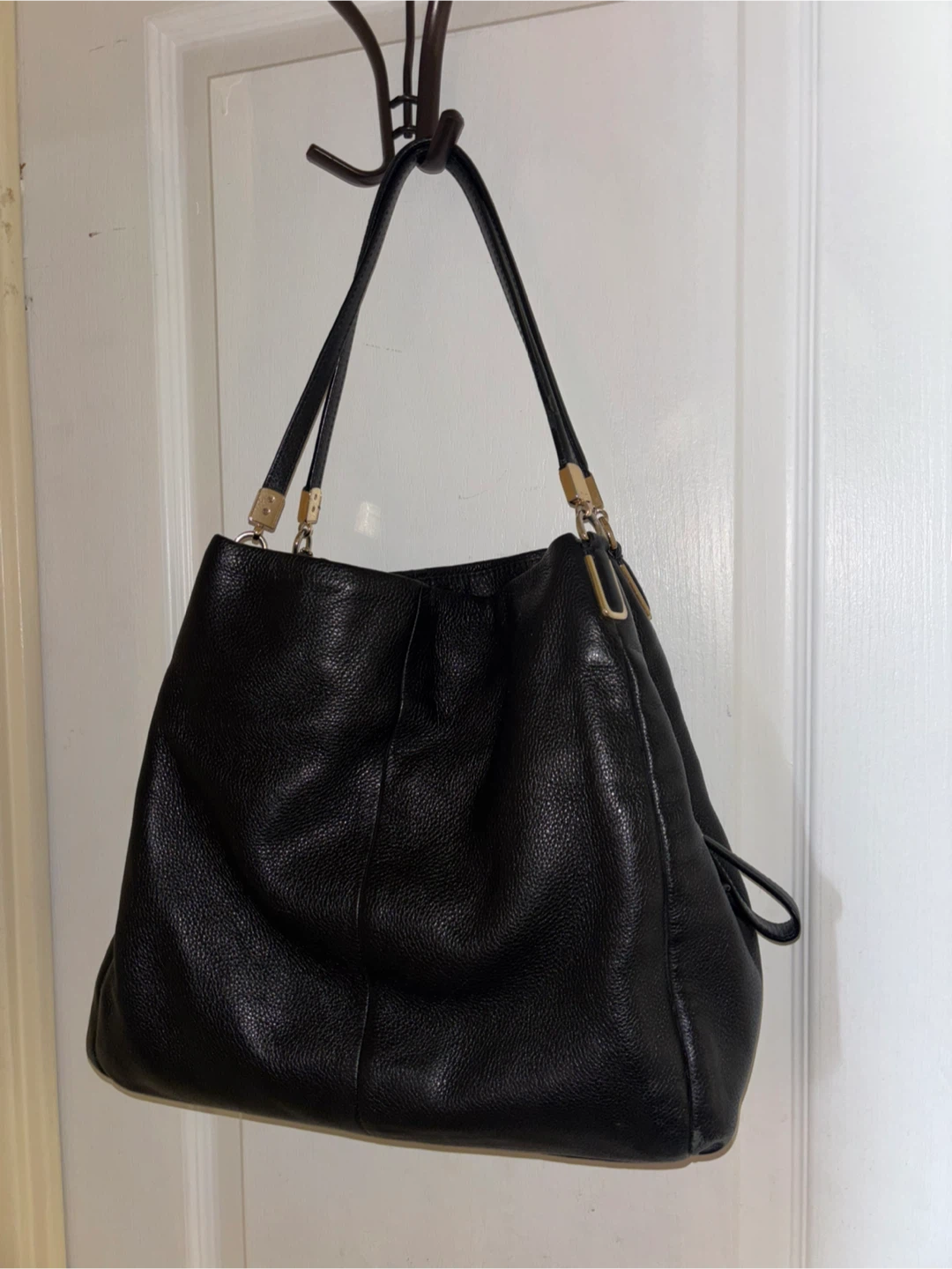 Black Coach Leather Handbag - photo 4