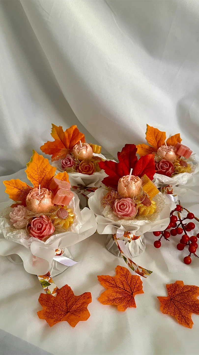 A small bouquet that radiates warmth! Thanksgiving decor
