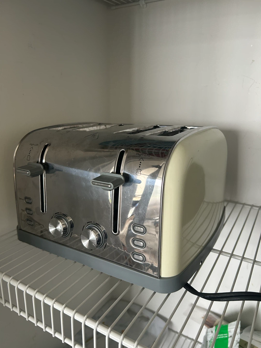 Yabano 4-Slice Toaster