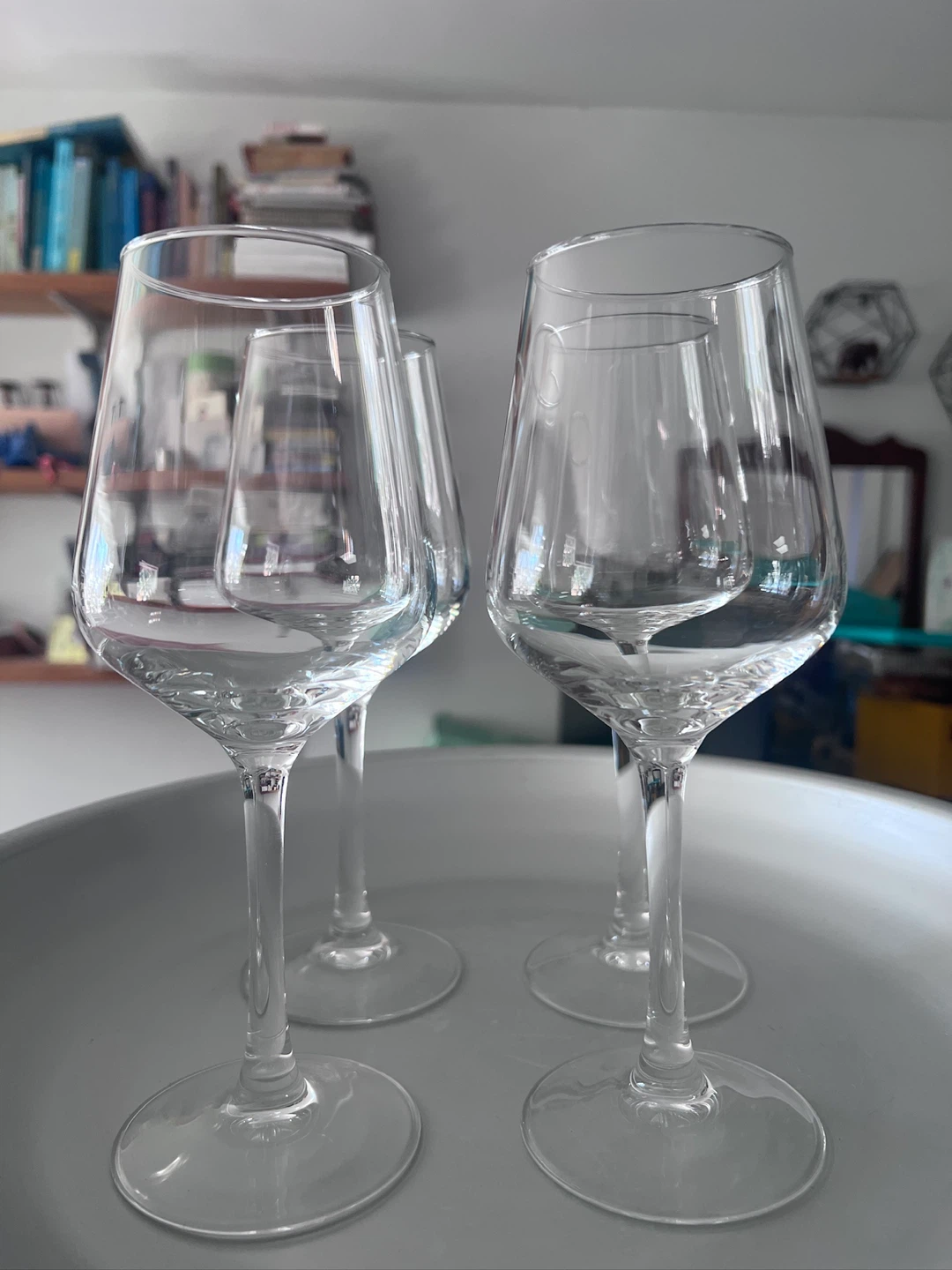 4 wine glasses (more available) - photo 2