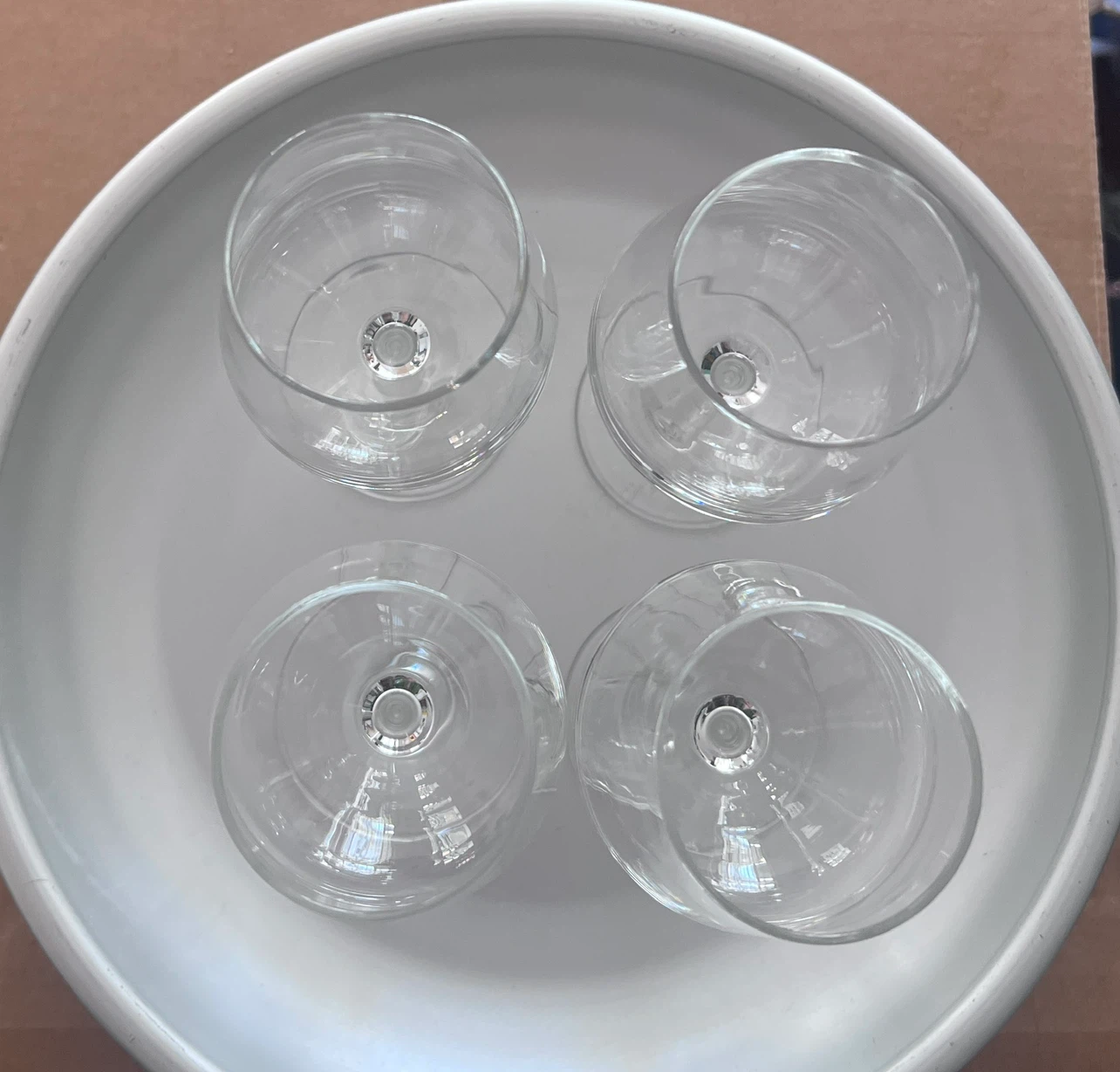 4 wine glasses (more available) - photo 3