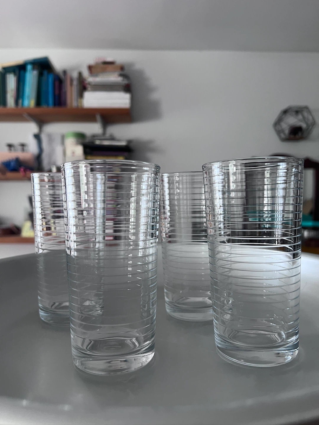 4 juice glasses (more available) - photo 2