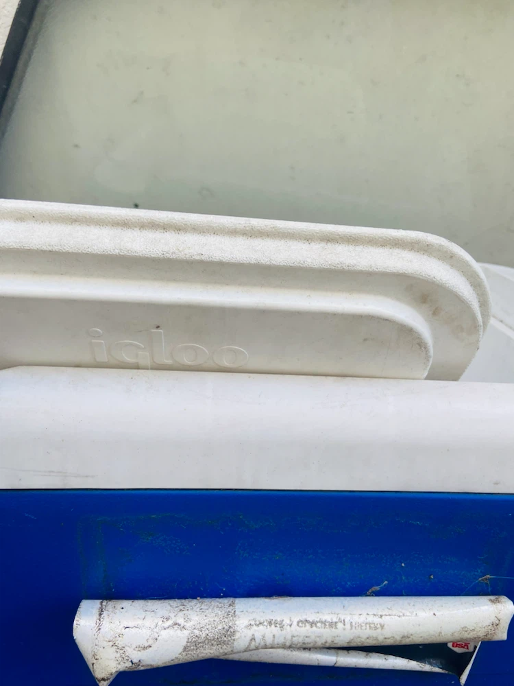 Igloo Rolling Cooler - photo 4