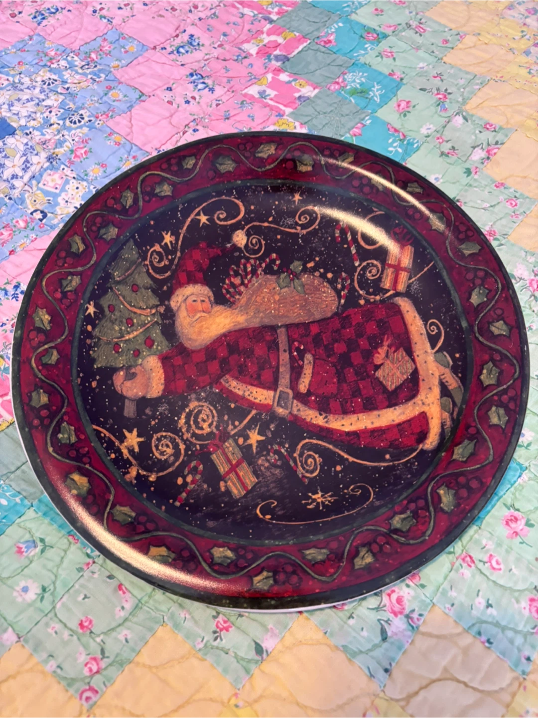 Susan Winget set of 4 Dinner Plates-Christmas Folk Art - photo 2