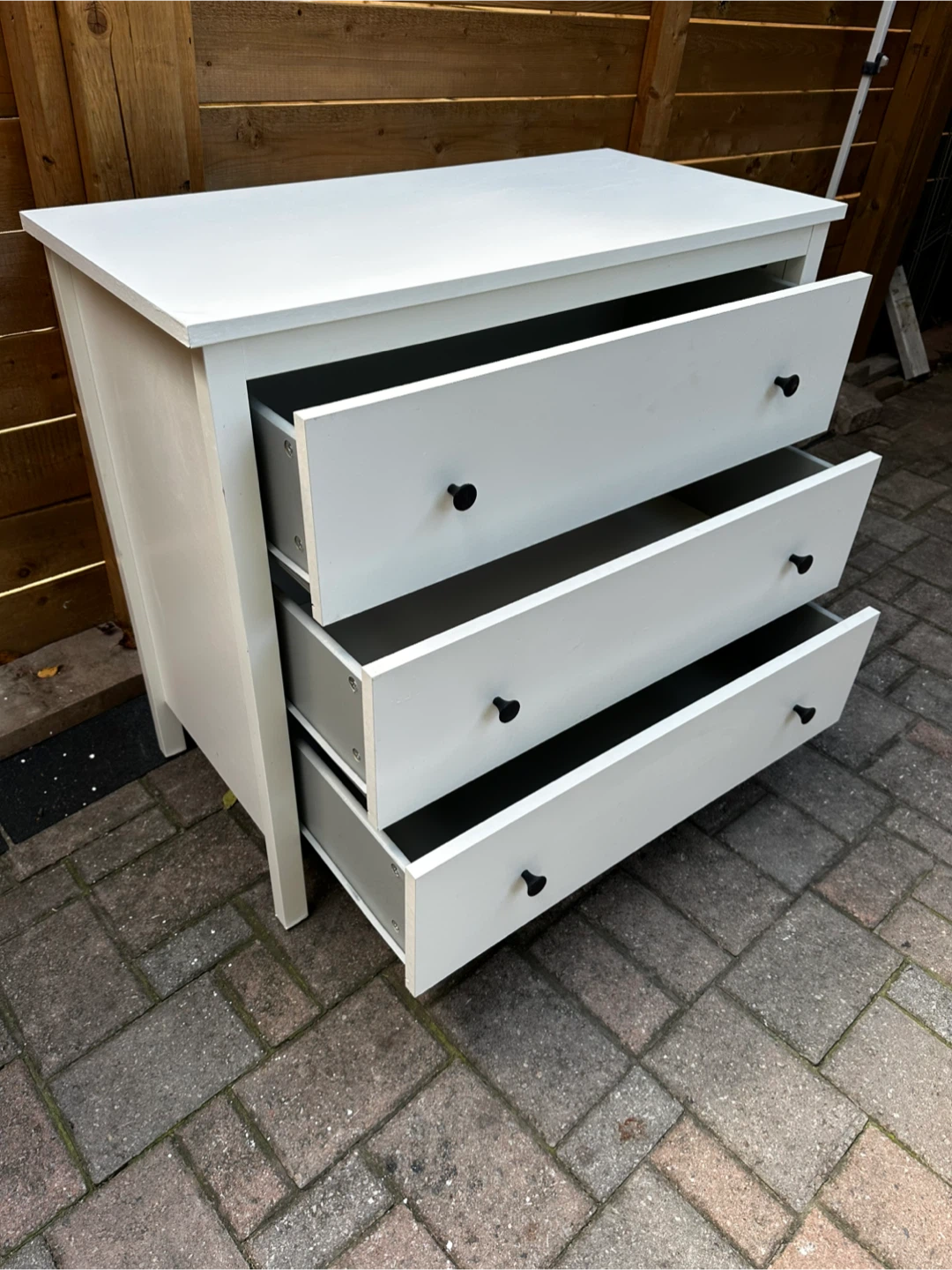 IKEA Hemnes 3-Drawer Chest - photo 3