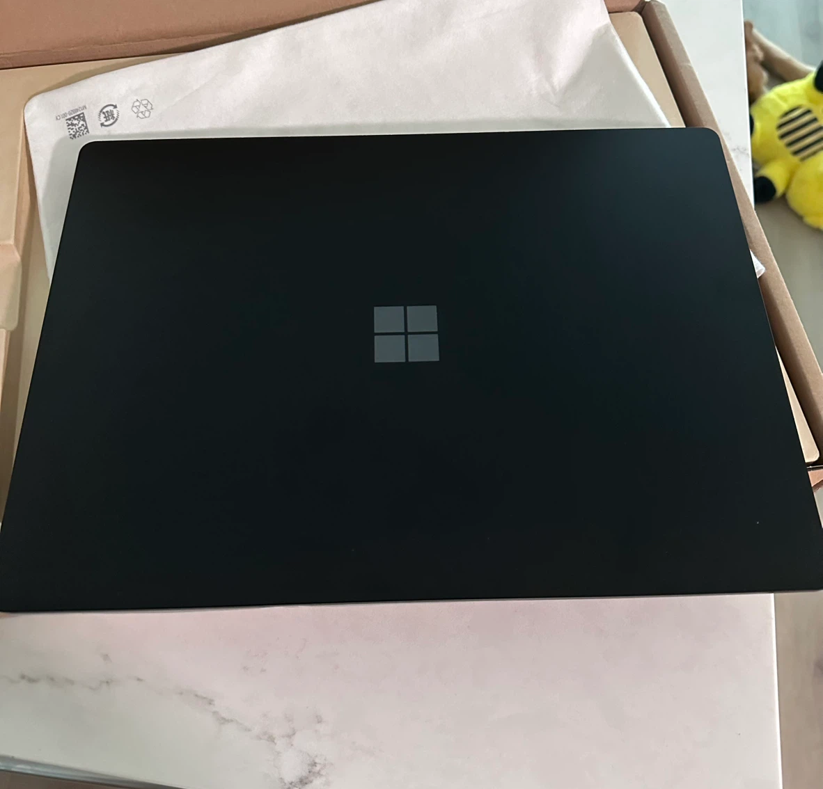 Brand New Microsoft Surface Laptop 15inch - photo 3