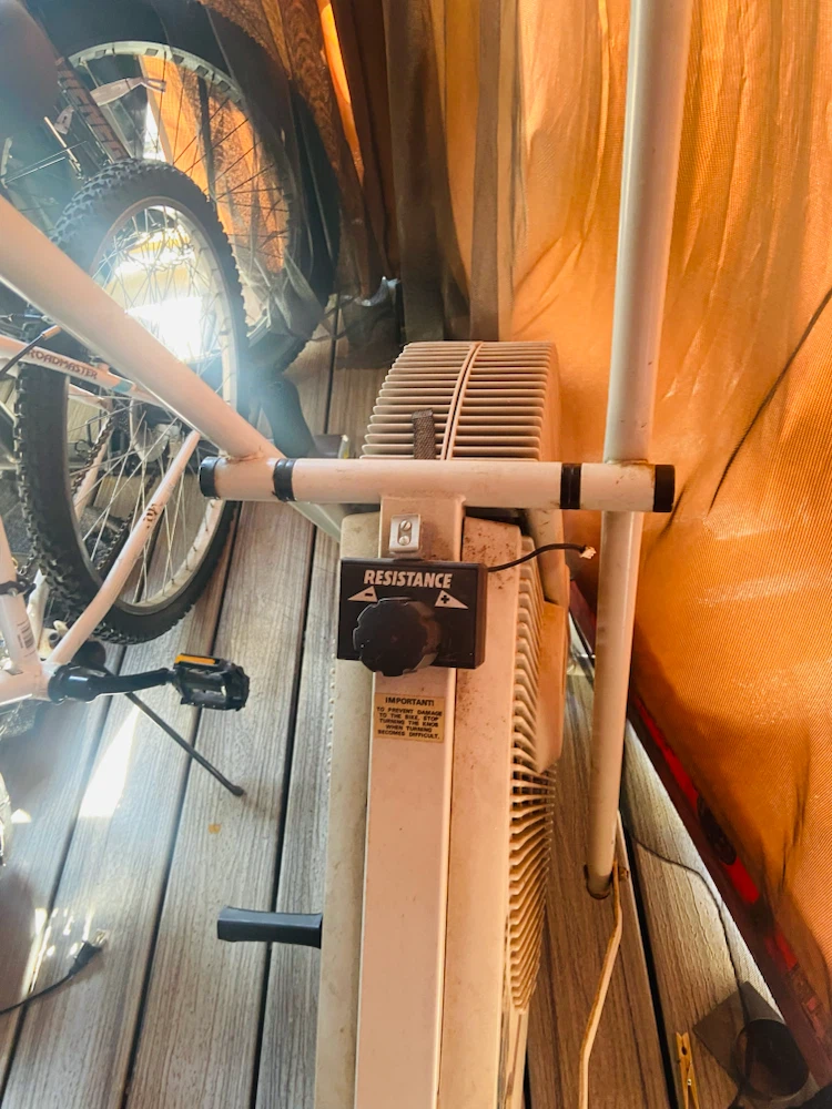 Aero 750 Stationary Exercise Bike