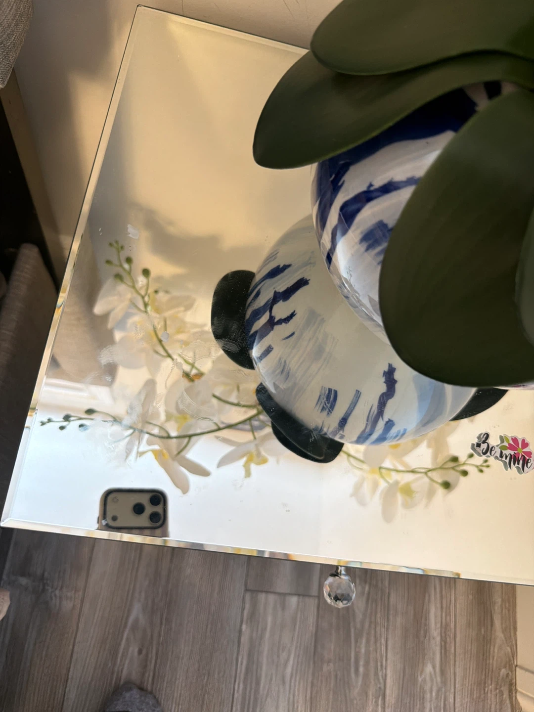 Mirrored heavy bedside table - photo 3