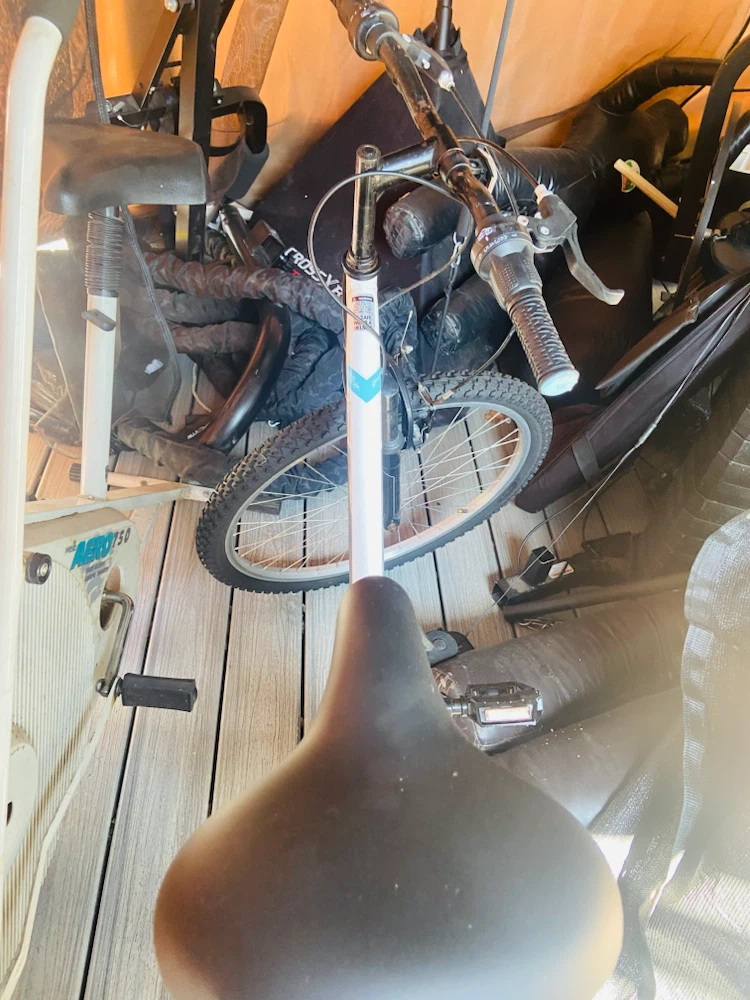 Roadmaster White Mountain Bike - photo 5