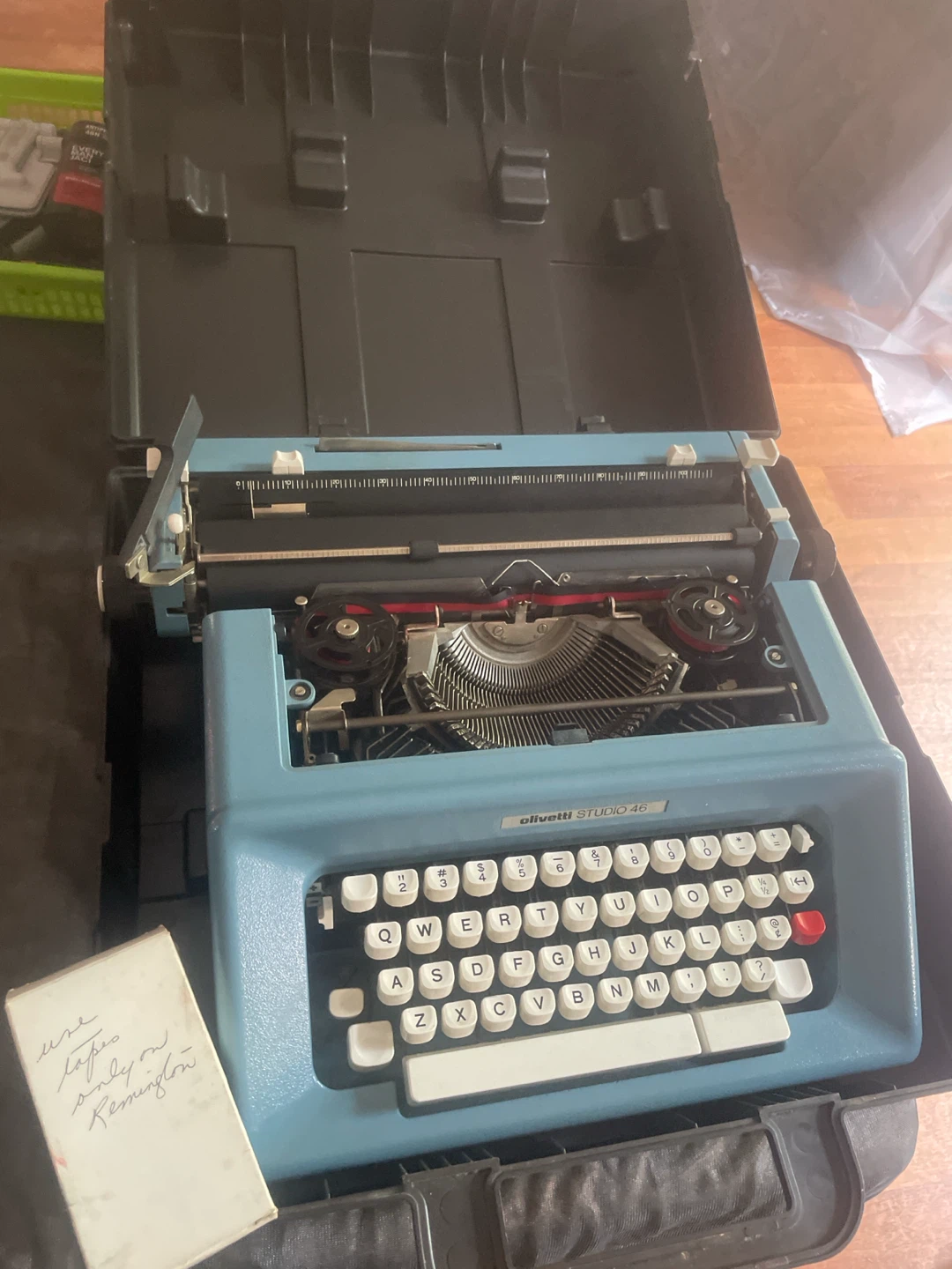 Olivetti Studio 46 Typewriter