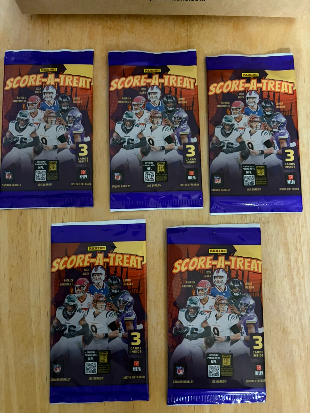 5 Pack Panini Score-A-Treat NFL Trading Cards