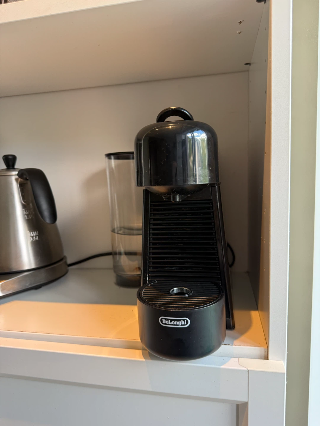 Nespresso Essenza Plus by De'Longhi, Limousine Black