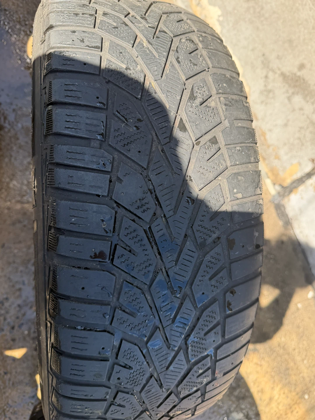 Set of 4 General Altimax Arctic Tires 235/60R18 - photo 4
