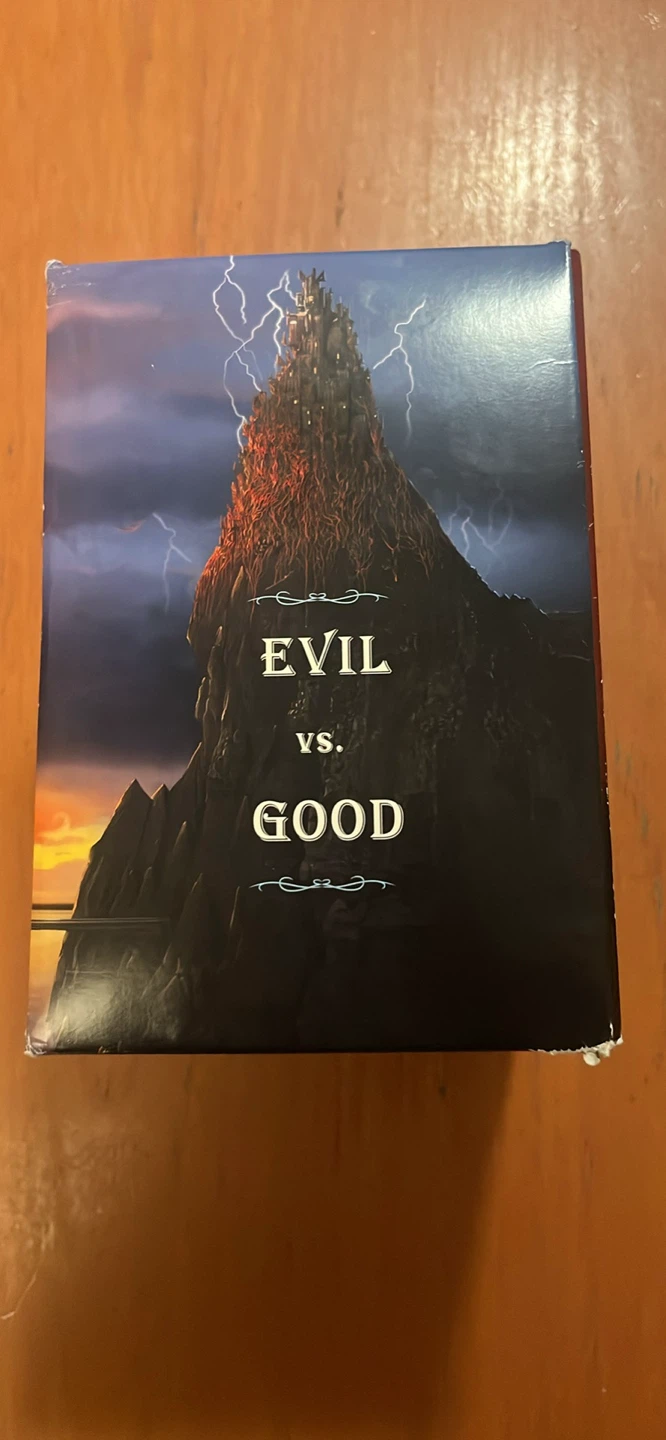 The School for Good and Evil: Books 1-4 Boxed Set - photo 2