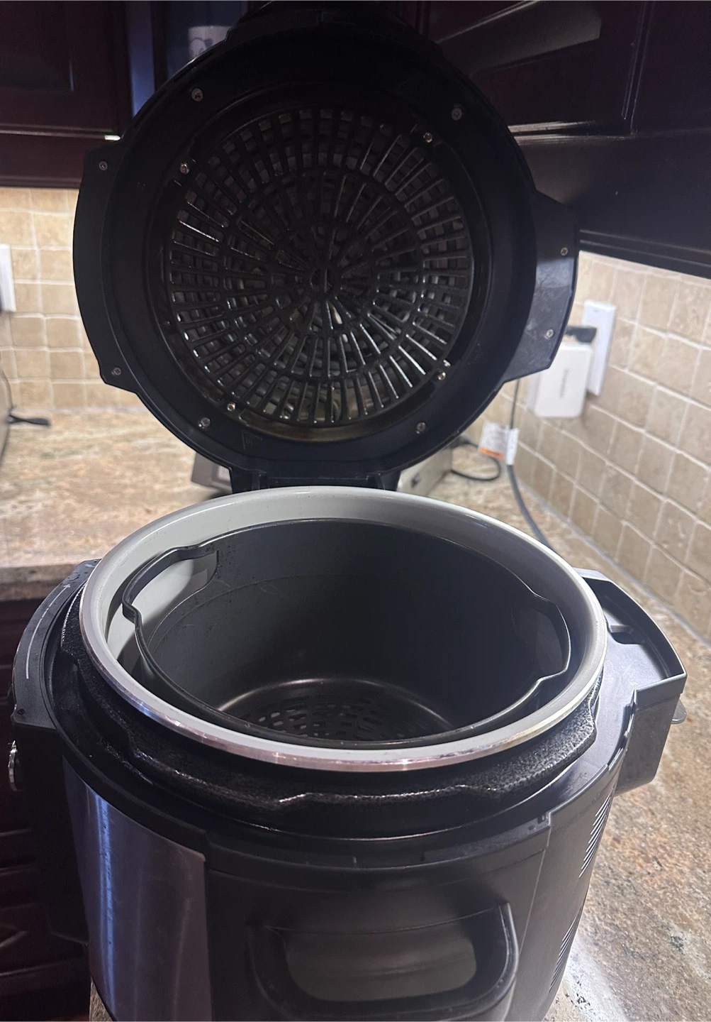Ninja Foodi Deluxe Pressure Cooker FD400C - photo 3