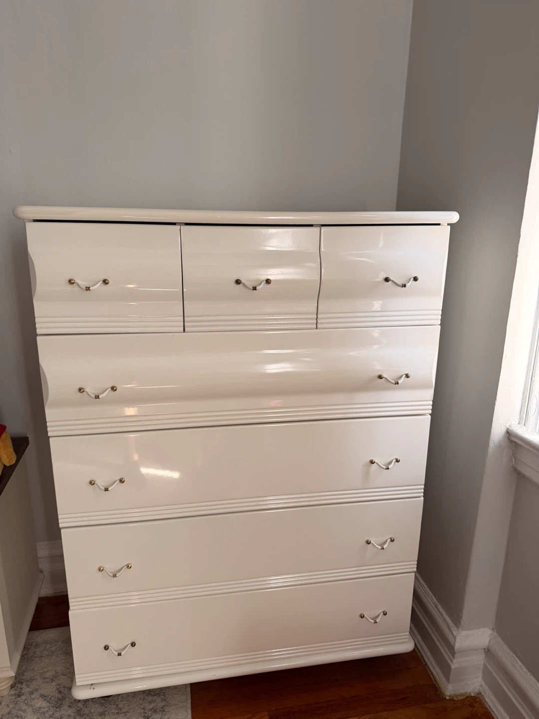 White 6-Drawer Bedroom Dresser - photo 3