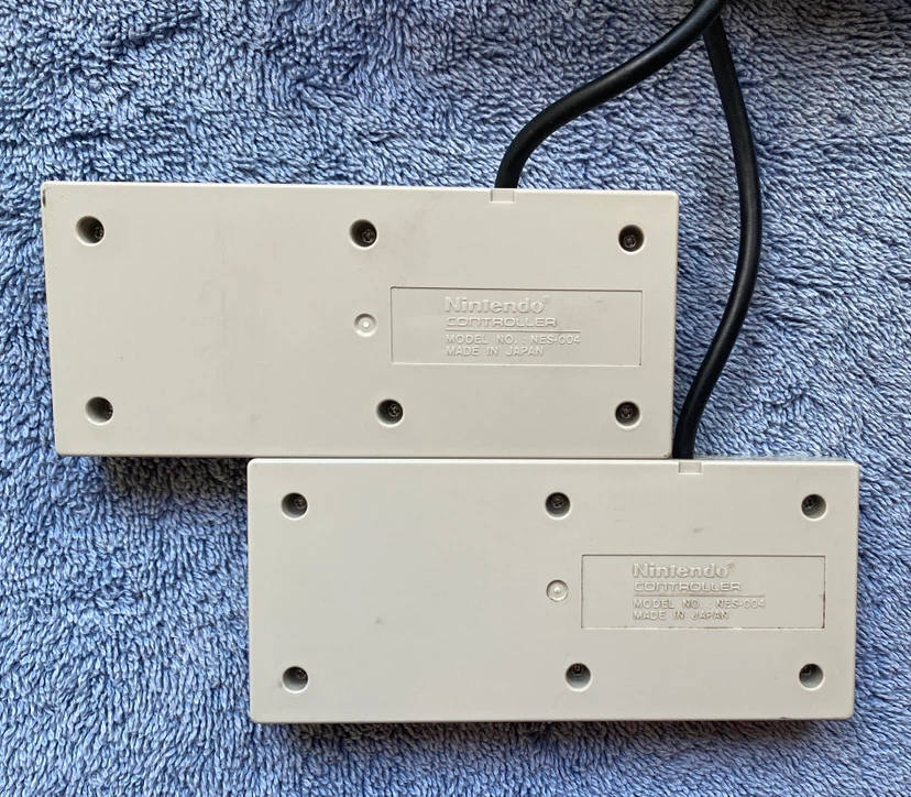 Nintendo NES Controllers (Model 004) - photo 2