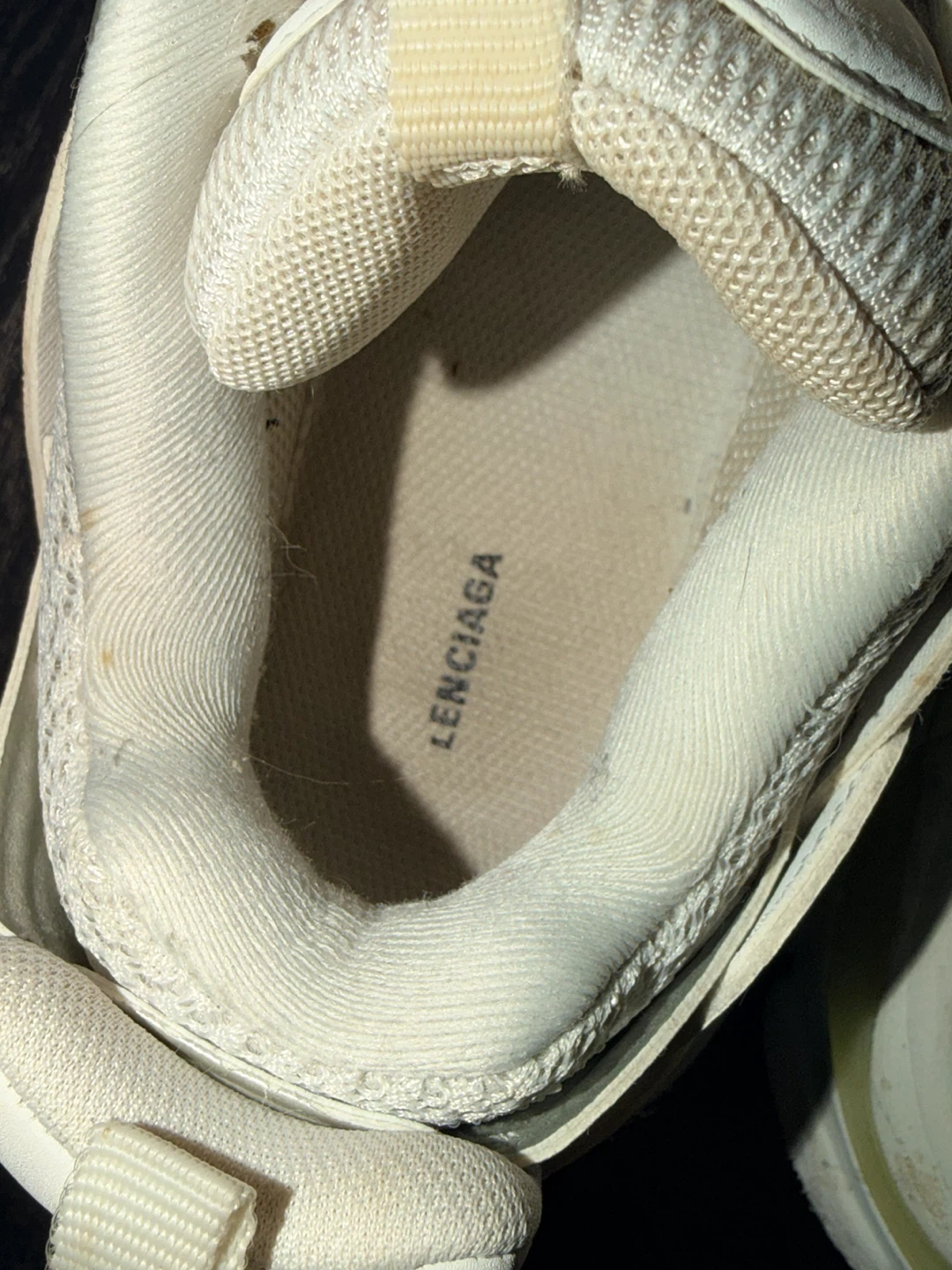 Balenciaga women’s shoes - photo 3