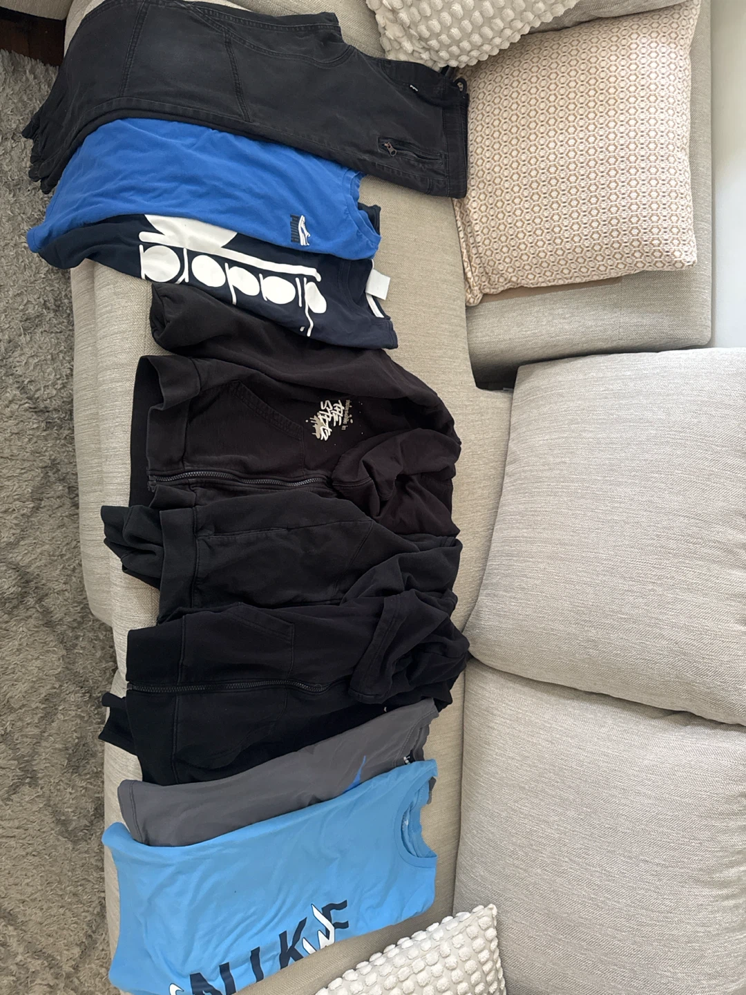 Mixed lot of assorted boy clothing 10-12 yrs